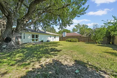 3501 Old Oaks Drive, Baytown, TX 77521 - Photo 20