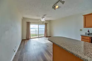 445 Carolcrest Ln, Livingston, TX 77351 - Photo 6