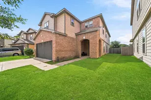 19826 Belissima Aurora Ln, Cypress, TX 77433 - Photo 2