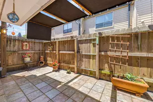 1805 Stoney Brook Dr, Houston, TX 77063 - Photo 22