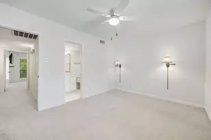 1805 Stoney Brook Dr, Houston, TX 77063 - Photo 18