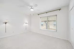1805 Stoney Brook Dr, Houston, TX 77063 - Photo 16