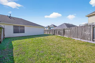 1511 Imperial Manor Ln, Houston, TX 77073 - Photo 34