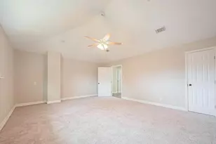1011 Klamath Ln, Houston, TX 77090 - Photo 10