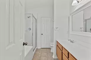 202 Pebble Walk Ln, Dickinson, TX 77539 - Photo 20