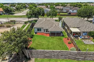 202 Pebble Walk Ln, Dickinson, TX 77539 - Photo 28