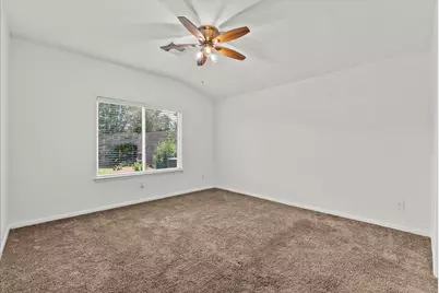 202 Pebble Walk Lane, Dickinson, TX 77539 - Photo 18