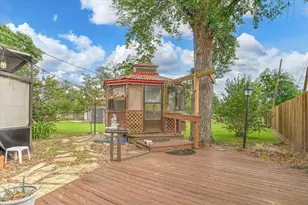 112 Persimmon Ln, Lake Jackson, TX 77566 - Photo 40