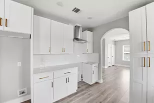 5715 Enid St, Houston, TX 77009 - Photo 12