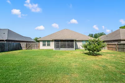 205 Poppy Street, Lake Jackson, TX 77566 - Photo 24
