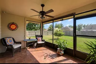 205 Poppy St, Lake Jackson, TX 77566 - Photo 22