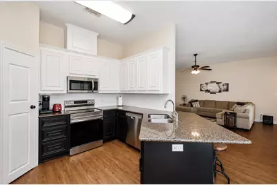 205 Poppy Street, Lake Jackson, TX 77566 - Photo 8