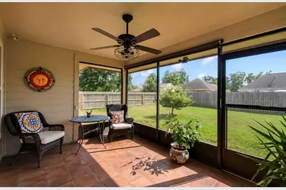 205 Poppy Street, Lake Jackson, TX 77566 - Photo 22