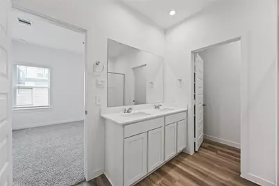 10309 Sylvan Woods Trail, Houston, TX 77051 - Photo 12