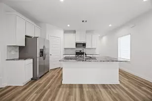 10309 Sylvan Woods Trail, Houston, TX 77051 - Photo 2