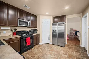 2811 Briar Breeze Dr, Rosenberg, TX 77471 - Photo 6