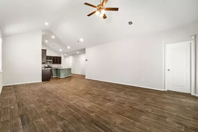 11722 Bari Reef Lane, Conroe, TX 77304 - Photo 14