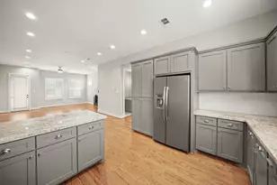 2547 Calumet St, Houston, TX 77004 - Photo 12