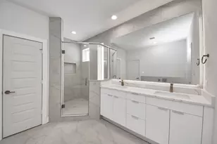 13105 Moncloa Dr, Houston, TX 77047 - Photo 14