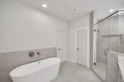 13105 Moncloa Drive, Houston, TX 77047 - Photo 16