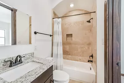1108 W 15th 1/2 Street, Houston, TX 77008 - Photo 32