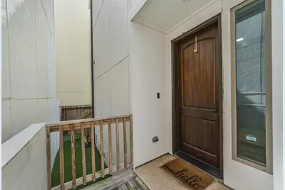 1108 W 15th 1/2 Street, Houston, TX 77008 - Photo 6