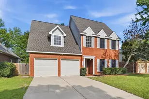 15322 Maple Meadows Dr, Cypress, TX 77433 - Photo 2