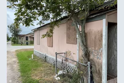 1315 52nd Street, Galveston, TX 77551 - Photo 6