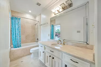 2240 Marina Way, Kemah, TX 77565 - Photo 34