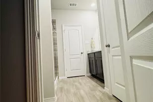 24702 Russet Bluff Trl, Houston, TX 77336 - Photo 14