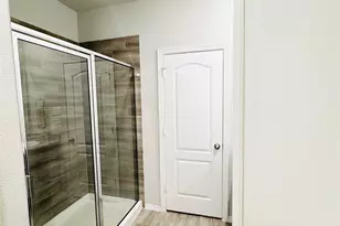 24702 Russet Bluff Trl, Houston, TX 77336 - Photo 18