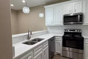 408 Mary Ave, Huntsville, TX 77320 - Photo 4