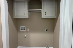 408 Mary Ave, Huntsville, TX 77320 - Photo 6