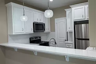 408 Mary Ave, Huntsville, TX 77320 - Photo 2