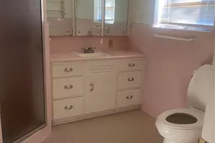 2101 Belvedere Dr, Baytown, TX 77520 - Photo 18