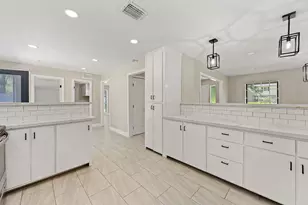 2658 S Woodloch St, Woodloch, TX 77385 - Photo 8