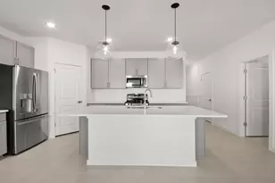 447 E Rose Marie Ln, Montgomery, TX 77356 - Photo 4