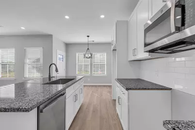 4905 Paula Street #B, Houston, TX 77033 - Photo 14