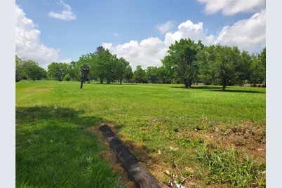 1610 Coryell Street, League City, TX 77573 - Photo 8