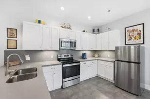 315 Tremont St, Galveston, TX 77550 - Photo 6