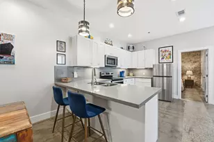 315 Tremont St, Galveston, TX 77550 - Photo 4