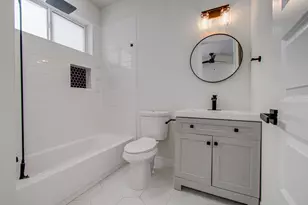 704 Gregg St, Houston, TX 77020 - Photo 30