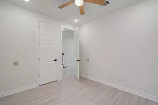 704 Gregg St, Houston, TX 77020 - Photo 6
