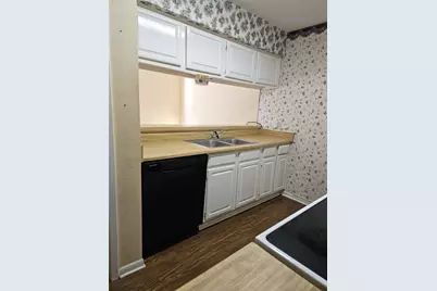 17738 Kings Park Lane, Houston, TX 77058 - Photo 6