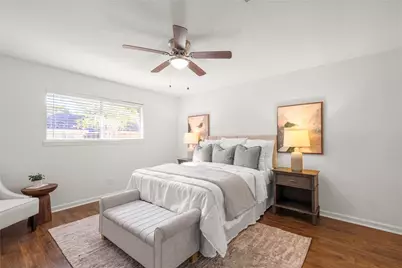 5339 Appleblossom Lane, Friendswood, TX 77546 - Photo 4