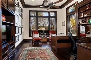 32 Palmer Woods Dr, The Woodlands, TX 77381 - Photo 10