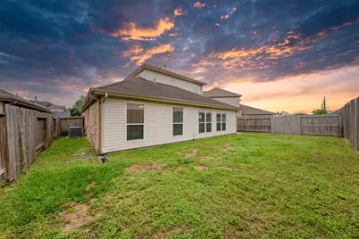 10926 Moonlit Fields Court, Houston, TX 77064 - Photo 36