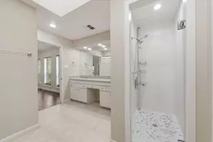 5426 John Dreaper Dr, Houston, TX 77056 - Photo 20