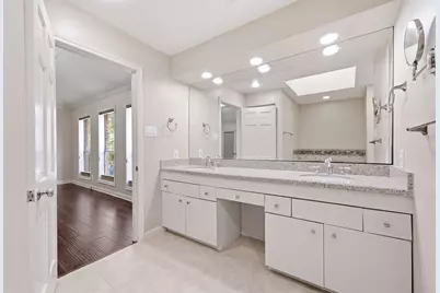 5426 John Dreaper Drive, Houston, TX 77056 - Photo 20