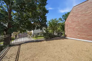 5426 John Dreaper Dr, Houston, TX 77056 - Photo 30